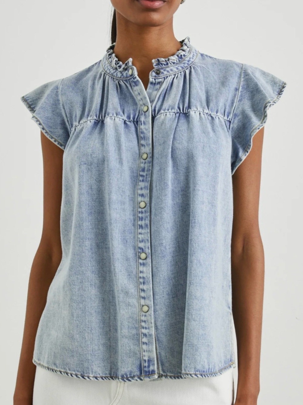 Rails Light Blue Denim Ruffle-Trim Button Front Blouse Acid Wash Flutter Medium